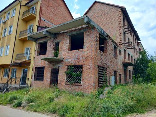 дом по адресу Трускавец, Романа Різняка ул.
