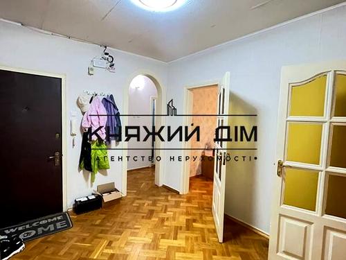 квартира за адресою Київ, Урлівська вул., 3-А