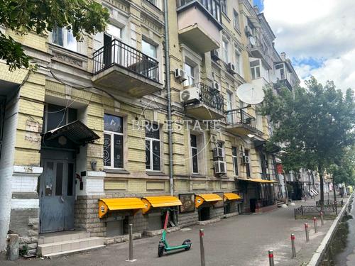 квартира за адресою Саксаганського вул., 32