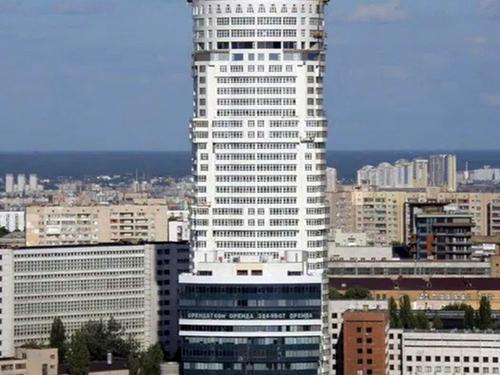 комерційна за адресою Кловський узвіз, 7a