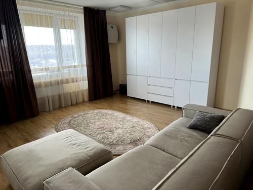 квартира по адресу 50-річчя УПА ул., 10-В