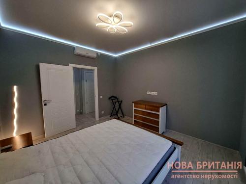 квартира за адресою Михайла Максимовича вул. (Онуфрія Трутенка), 26-Б