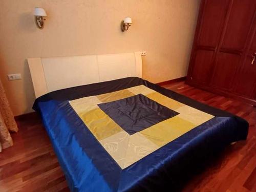 квартира за адресою Київ, Миколи Амосова вул., 4