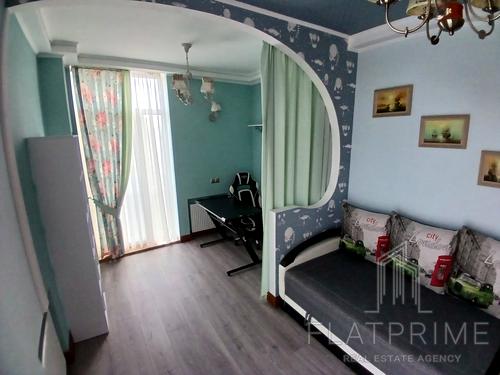 квартира за адресою Регенераторна вул., 4 к17