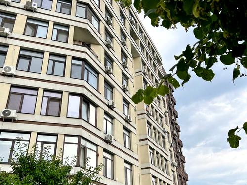 квартира за адресою Юнацька вул., 1