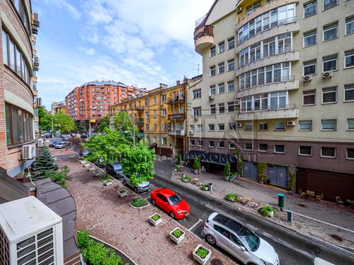 квартира по адресу Александра Конисского ул., 45-49