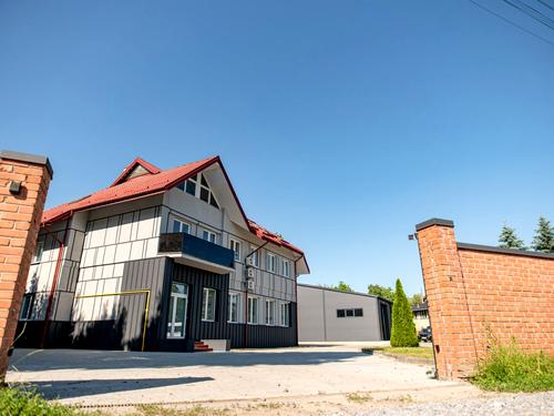 комерційна за адресою Львів, Євгена Чикаленка вул., 26