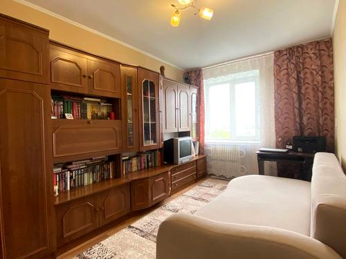 квартира по адресу Дмитра Яворницького ул., 2Б