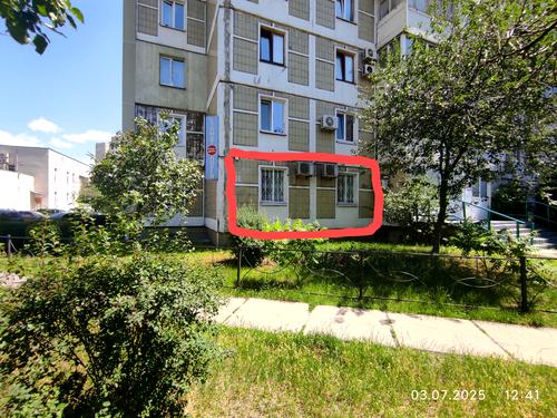 комерційна за адресою Київ, Драгоманова вул., 23
