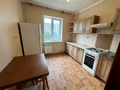 квартира за адресою Тростянецька вул., 8
