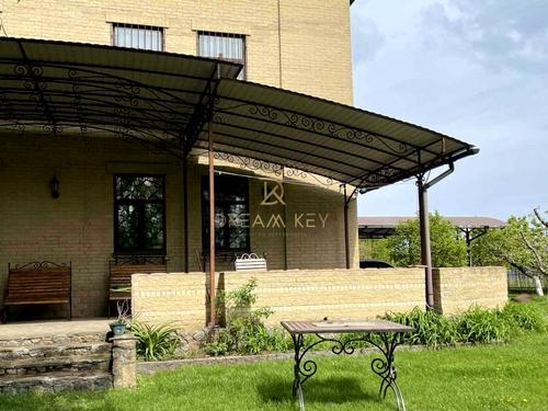 дом по адресу с. Вишенки, Урожайна, 13