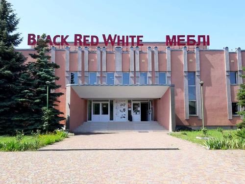 комерційна за адресою Якубовського, 10