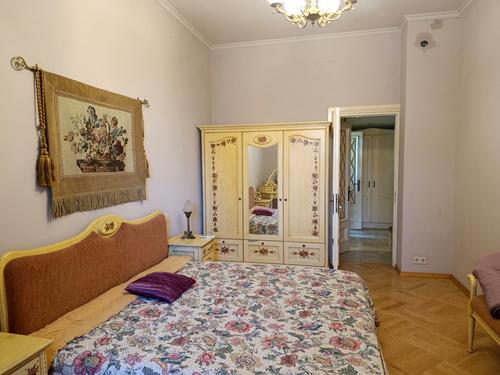 квартира по адресу Кирилла и Мефодия ул., 17