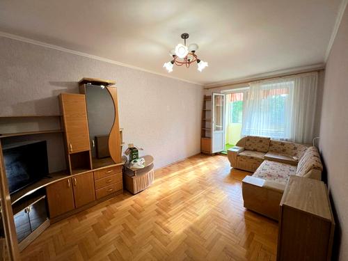 квартира за адресою Гната Хоткевича вул., 85/2