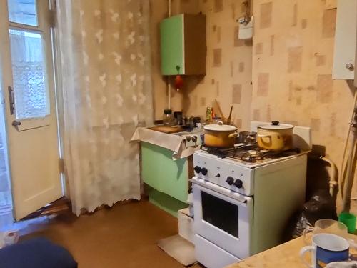 квартира за адресою Миколаївська вул., 12