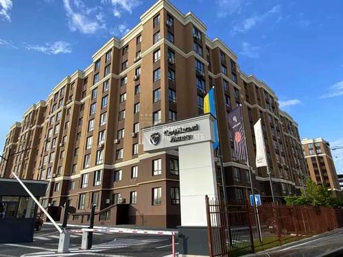 квартира за адресою Свободи вул., 1-C