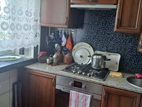 квартира за адресою Героїв Майдану вул. (Театральна), 46