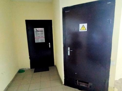 комерційна за адресою Миру вул., 9