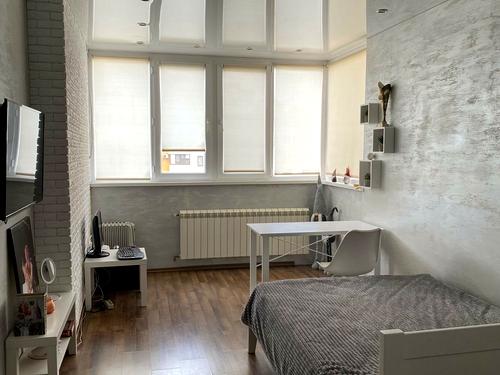 квартира за адресою Академіка Сахарова вул., 36