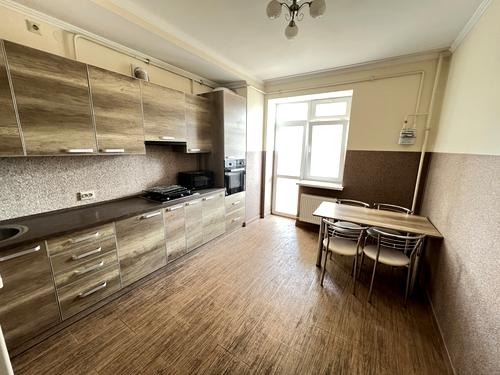 квартира за адресою Жасминова вул., 5б