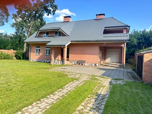 дом по адресу Квітки Цісик ул. (Гамарника), 81