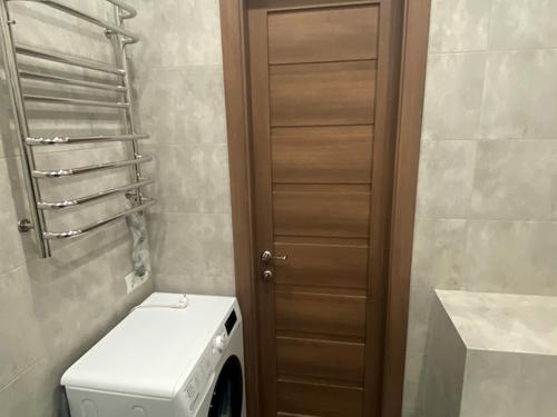 квартира по адресу Ревуцкого ул., 54-Б