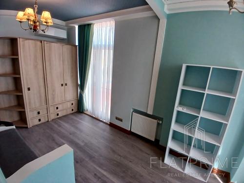 квартира за адресою Регенераторна вул., 4 к17