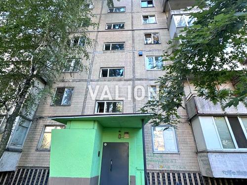 квартира за адресою Ореста Левицького вул. (Академіка Курчатова), 13