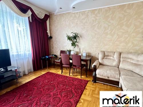 будинок за адресою Шкільна