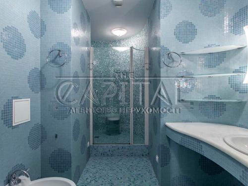 квартира за адресою Шота Руставелі вул., 44
