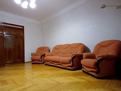 квартира за адресою Дмитра Яворницького просп. (Карла Маркса), 109