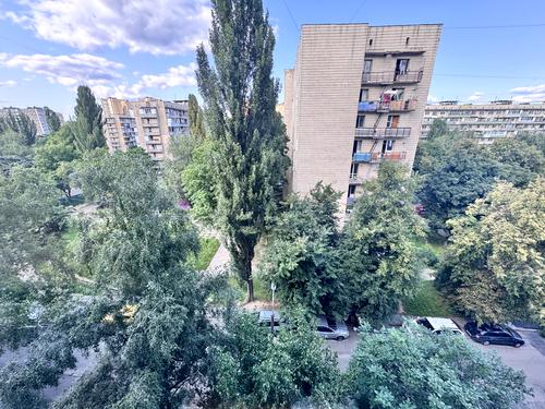 квартира за адресою Європейського Союзу просп. (Правди), 92