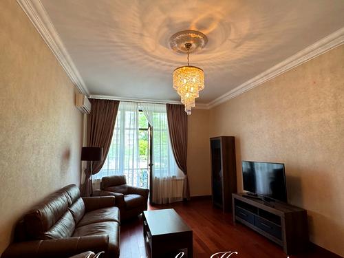квартира по адресу Французский бульв., 64/1