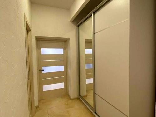 квартира за адресою Лабораторна вул., 31