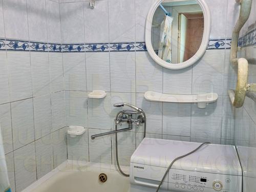 квартира за адресою Космонавтів вул., 12