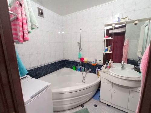 квартира за адресою Солідарна вул., 2
