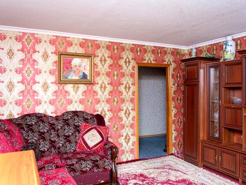 квартира за адресою Червоної калини, 65