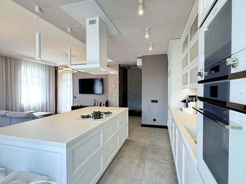 квартира за адресою Карпинця, 8