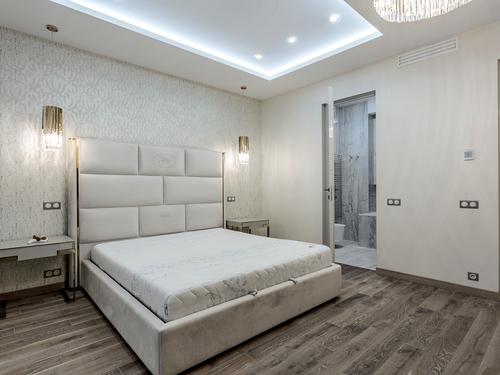 квартира за адресою Раїси Окіпної вул., 18