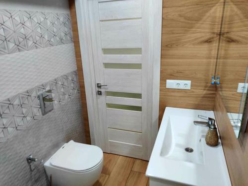 квартира за адресою Роганська вул., 130/3