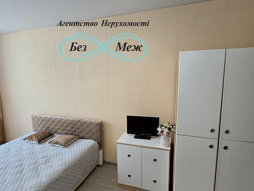 квартира за адресою Братська вул., 12