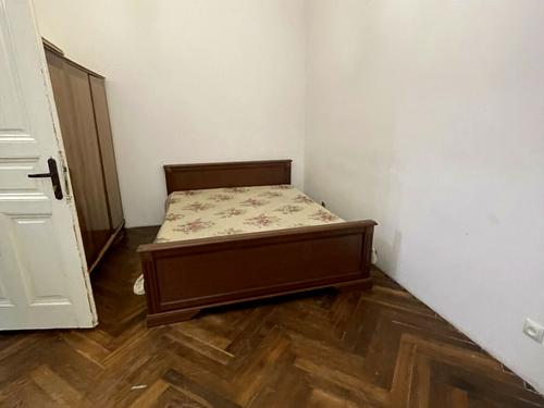 квартира за адресою Івана Огієнка вул. (), 10