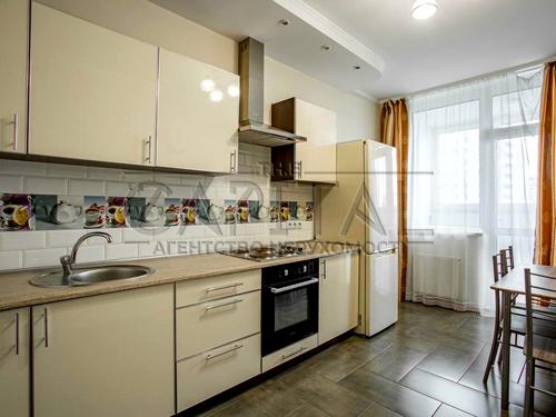 квартира за адресою Драгоманова вул., 2-Б