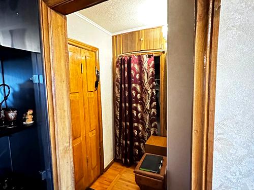 квартира за адресою Космонавтів вул., 8