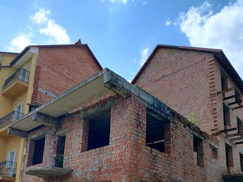 дом по адресу Трускавец, Романа Різняка ул.