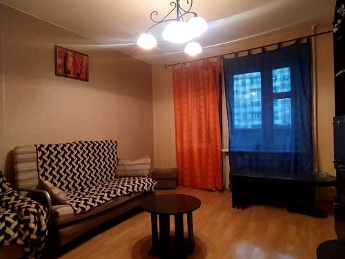 квартира за адресою Милославська вул., 19-А