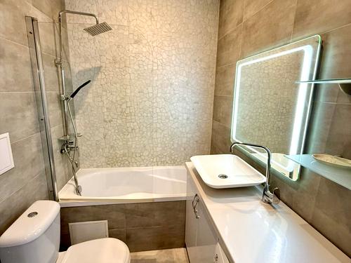 квартира за адресою Боголюбова вул., 32