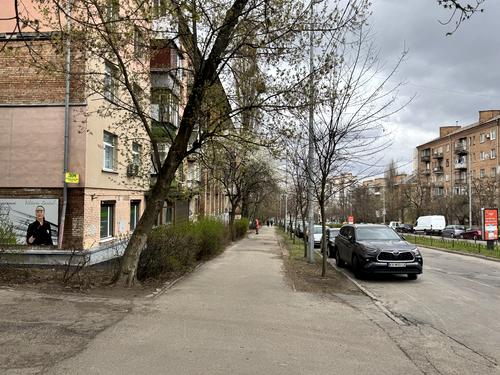 комерційна за адресою Богдана Гаврилишина вул. (Ванди Василевської), 14