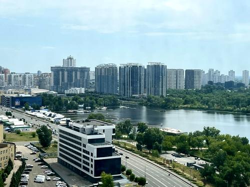 квартира за адресою Дніпровська набережна вул., 17 В