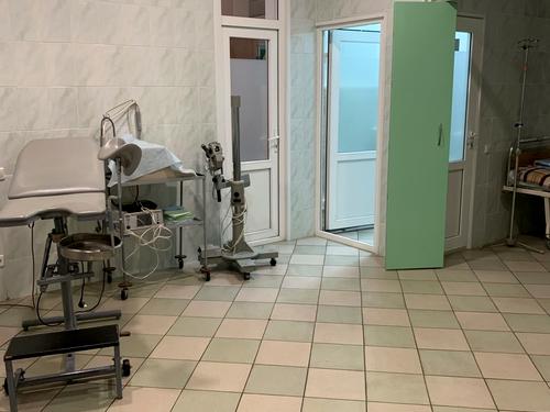 комерційна за адресою Раїси Окіпної вул., 4